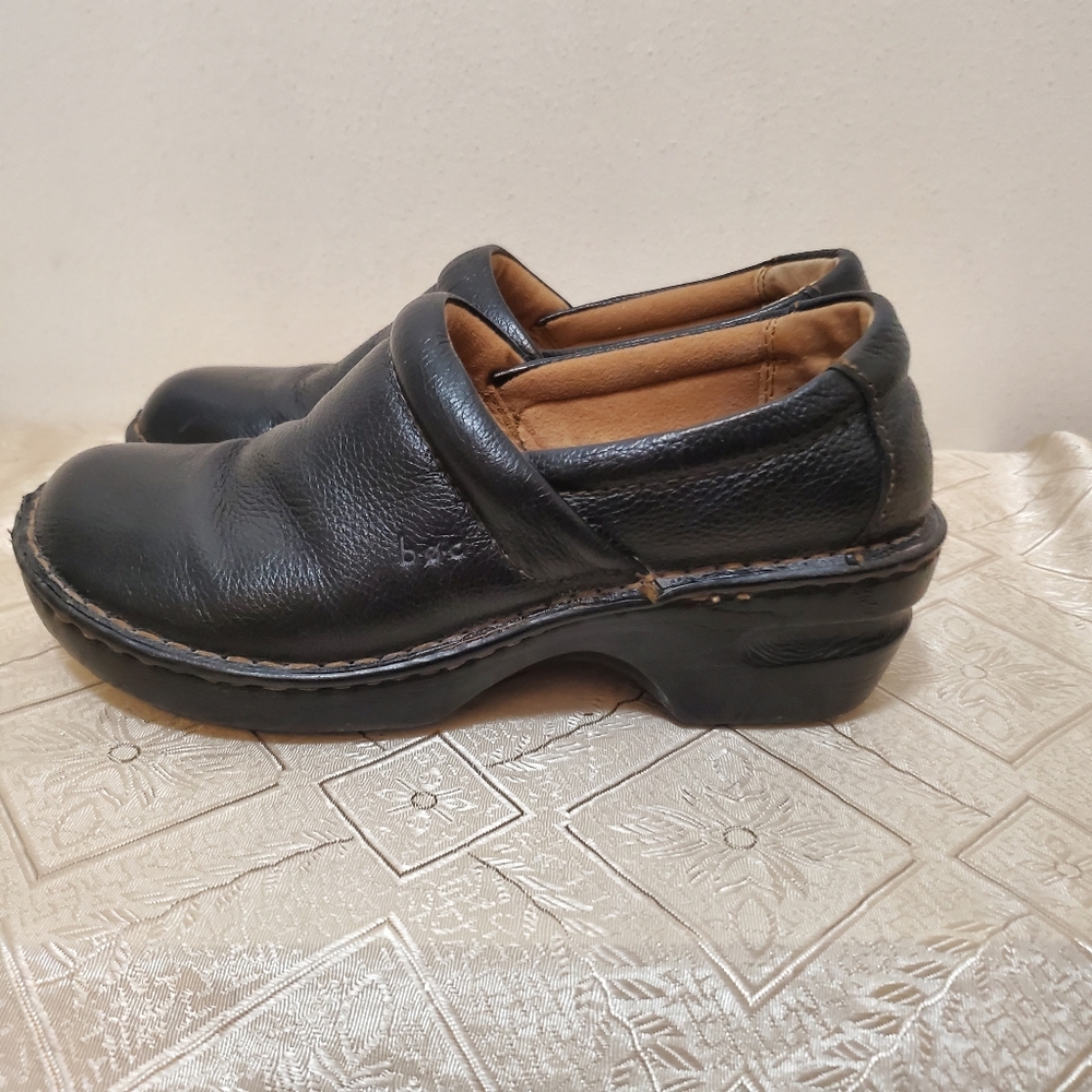 B. O. C women's solid black clogs shoes size #7